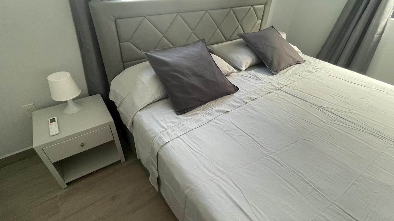 Whitehouse Boulevard, Close To Mambo Beach And City Centre Appartement Willemstad Buitenkant foto